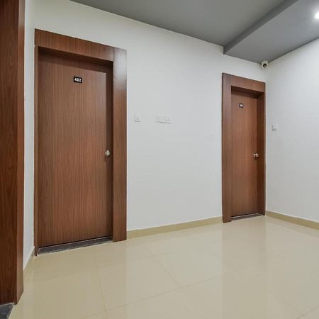 Oyo Townhouse 498 Hotel Western Nagpur Exteriör bild