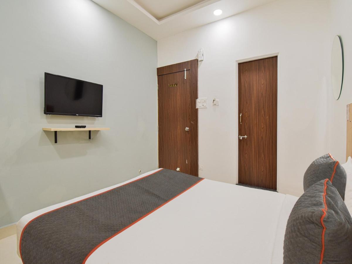 Oyo Townhouse 498 Hotel Western Nagpur Exteriör bild