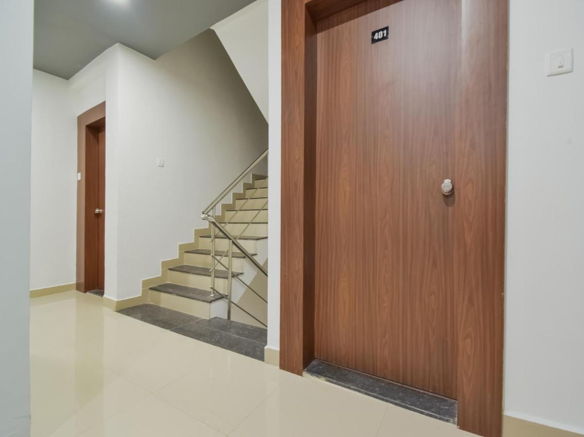 Oyo Townhouse 498 Hotel Western Nagpur Exteriör bild