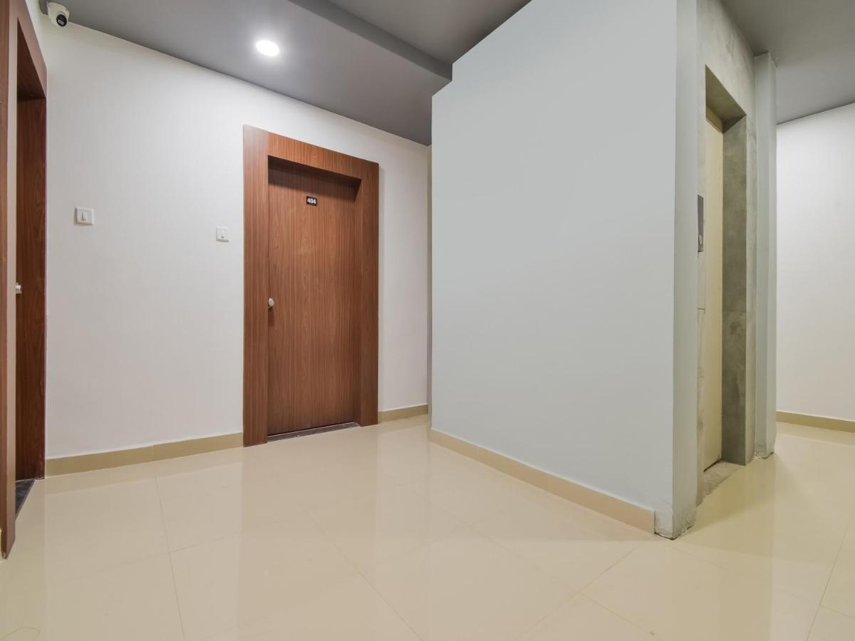 Oyo Townhouse 498 Hotel Western Nagpur Exteriör bild