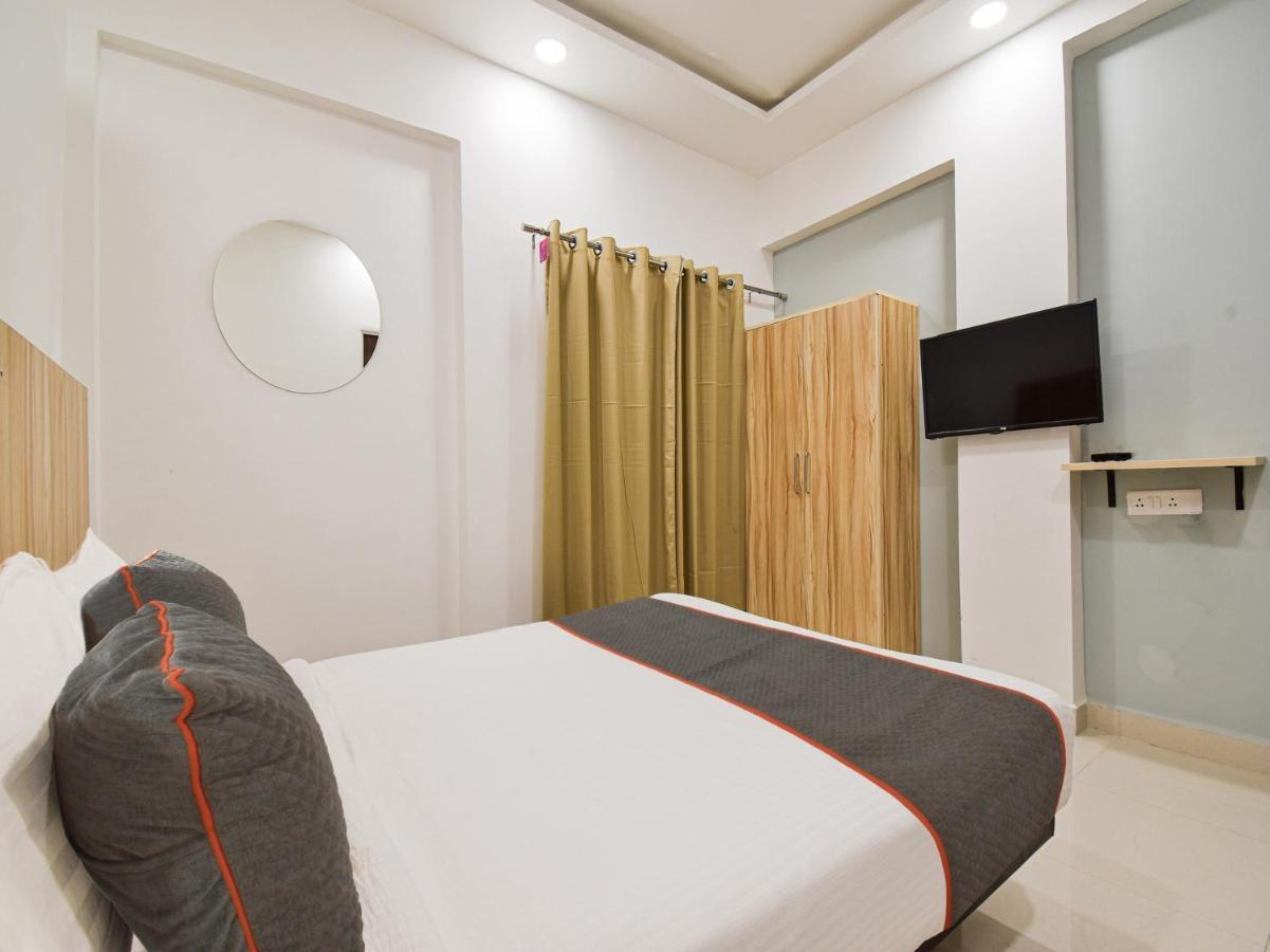 Oyo Townhouse 498 Hotel Western Nagpur Exteriör bild