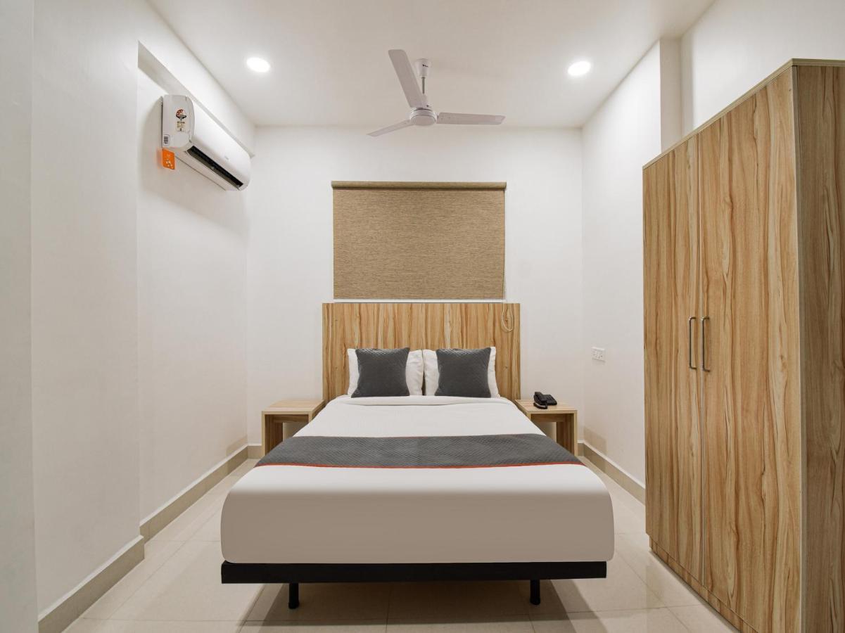 Oyo Townhouse 498 Hotel Western Nagpur Exteriör bild