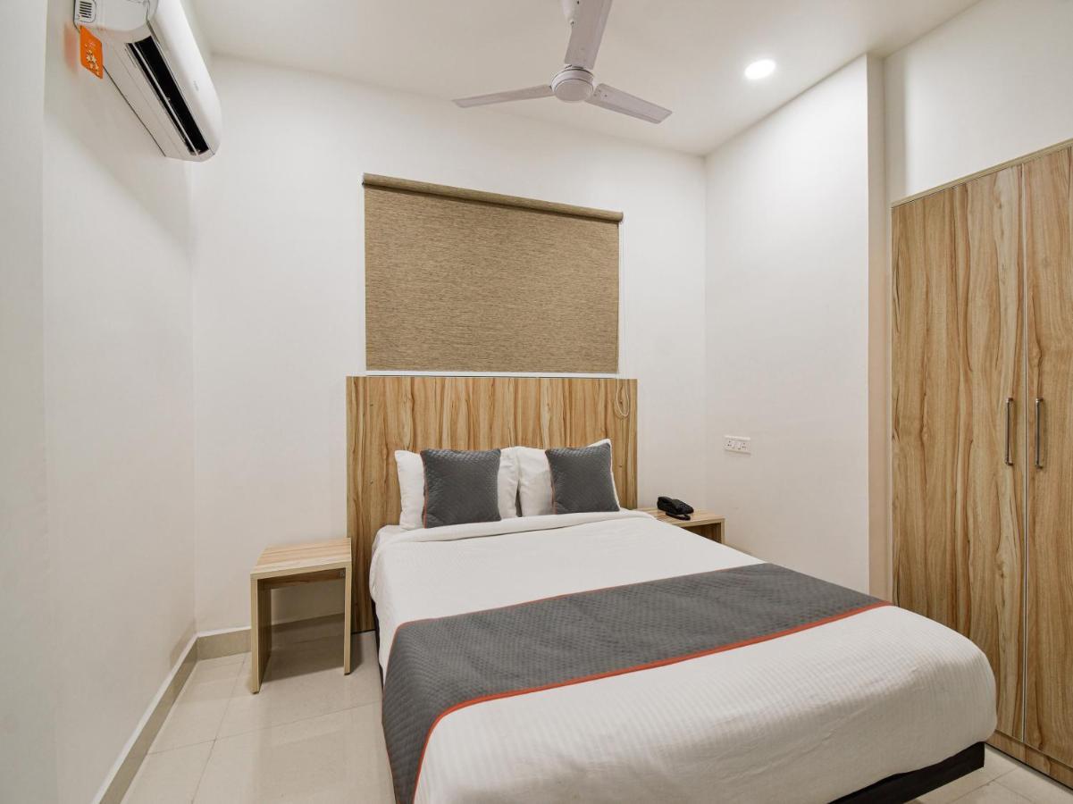 Oyo Townhouse 498 Hotel Western Nagpur Exteriör bild